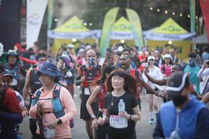 BIB: 
                            <button type="button" onclick="openModal(19554350)" class="btn btn-primary btn-sm float-right btn-popup" data-toggle="modal" data-target=".modal-high-quality">
                        <i class="fas fa-shopping-cart"></i> Add to Cart
                    </button>
                                            <button type="button" onclick="isThisMe(19554350, true)" class="btn btn-success btn-sm float-right btn-popup btn-isme hidden" data-toggle="tooltip" data-placement="bottom" title="นี่คือรูปของคุณใช่ไหม คลิกที่นี่เพื่อเอาเข้าอัลบั้ม">
                        <i class="fas fa-plus"></i> Add to album
                    </button>
                    <button type="button" onclick="isThisMe(19554350, false)" class="btn btn-warning btn-sm float-right btn-popup btn-isnotme hidden">
                        <i class="fas fa-ban"></i> Remove from album
                    </button>